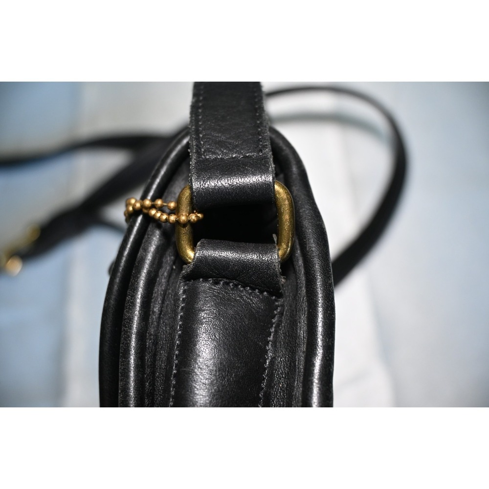 Vintage Coach Black Leather Crossbody Bag Turn Lock Flap USA 9981 - Picture 10 of 16